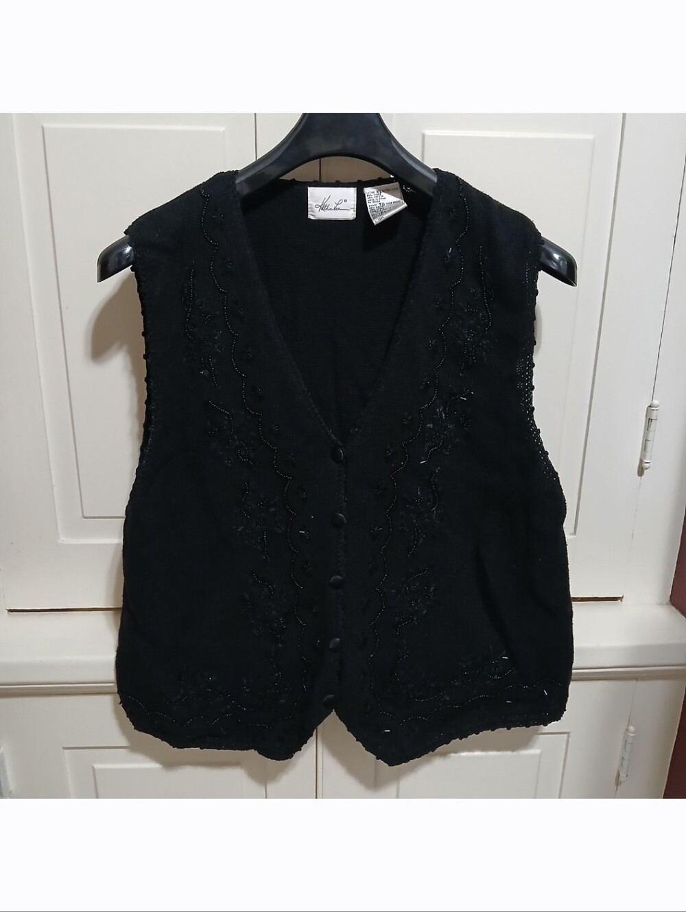 Vintage Kathie Lee Women's Black Size XL Beaded Embroidered Floral Knitted Vest